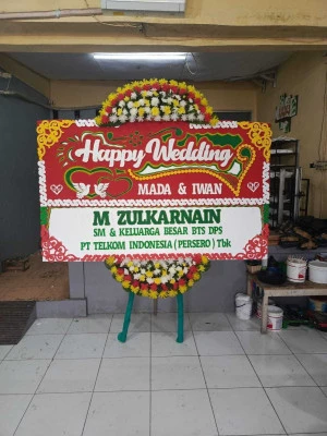 Papan Bunga di Wonodadi Butuh