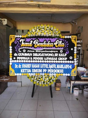 Papan Bunga di Wonodadi Butuh